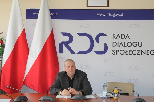 Zbigniew Żurek przewodniczący Zespołu problemowego RDS ds. rozwoju dialogu społecznego na posiedzeniu w dniu 28 listopada 2019 r. 
